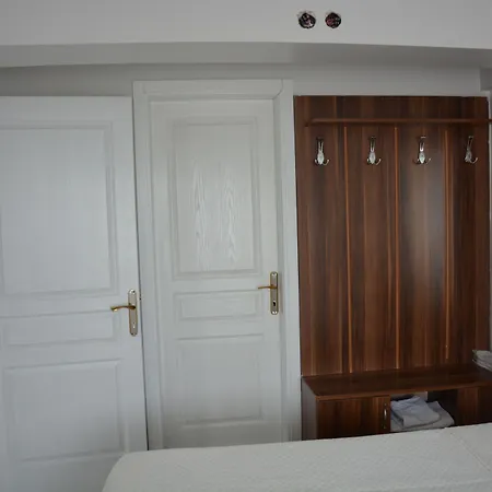 Konak Otel ホテル 2*